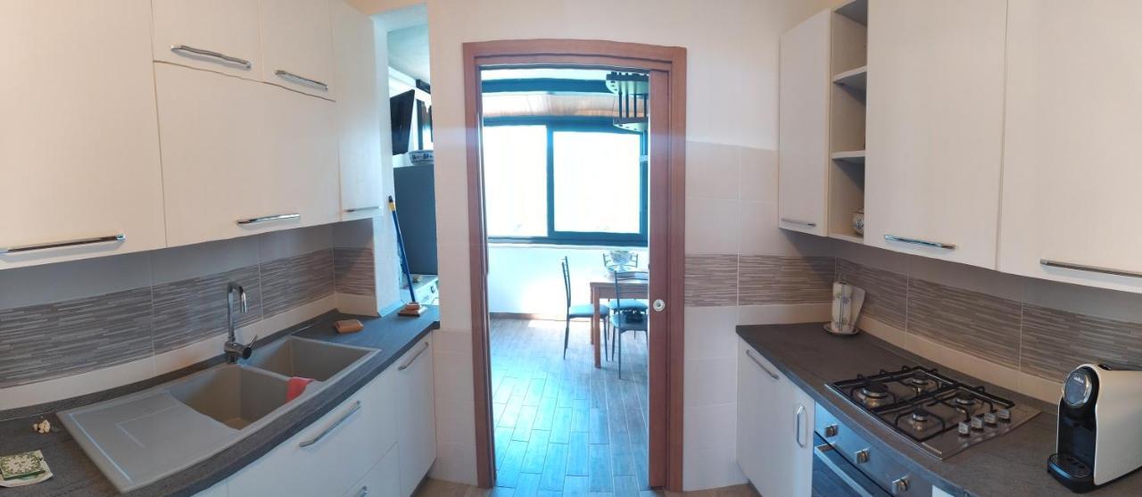 Nero Basalto Azzurro Mare Bed & Breakfast Aci Castello Exterior photo